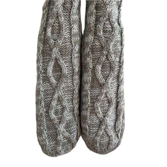 Jane And Bleecker Sherpa Fleece Lined Cable Knit Slipper Socks NWOT NAVY/Gray - Picture 3 of 6